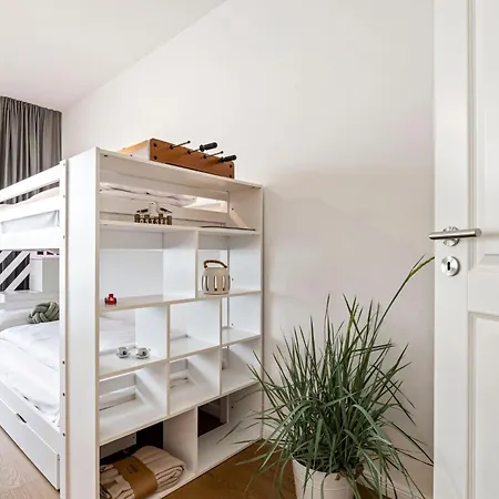 Апартаменты Edel&liebe Neubau Mit Fahrstuhl, Parkplatz, Balkon, W-lan, Ruhige Lage, Einkaufmoeglichkeiten 500m Entfernt