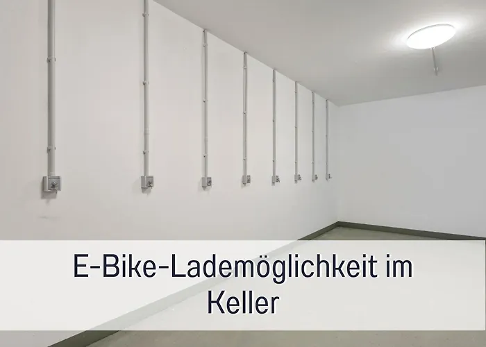 Edel&liebe Neubau Mit Fahrstuhl, Parkplatz, Balkon, W-lan, Ruhige Lage, Einkaufmoeglichkeiten 500m Entfernt Апартаменты Грёмиц