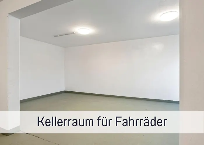 Edel&liebe Neubau Mit Fahrstuhl, Parkplatz, Balkon, W-lan, Ruhige Lage, Einkaufmoeglichkeiten 500m Entfernt Апартаменты *
